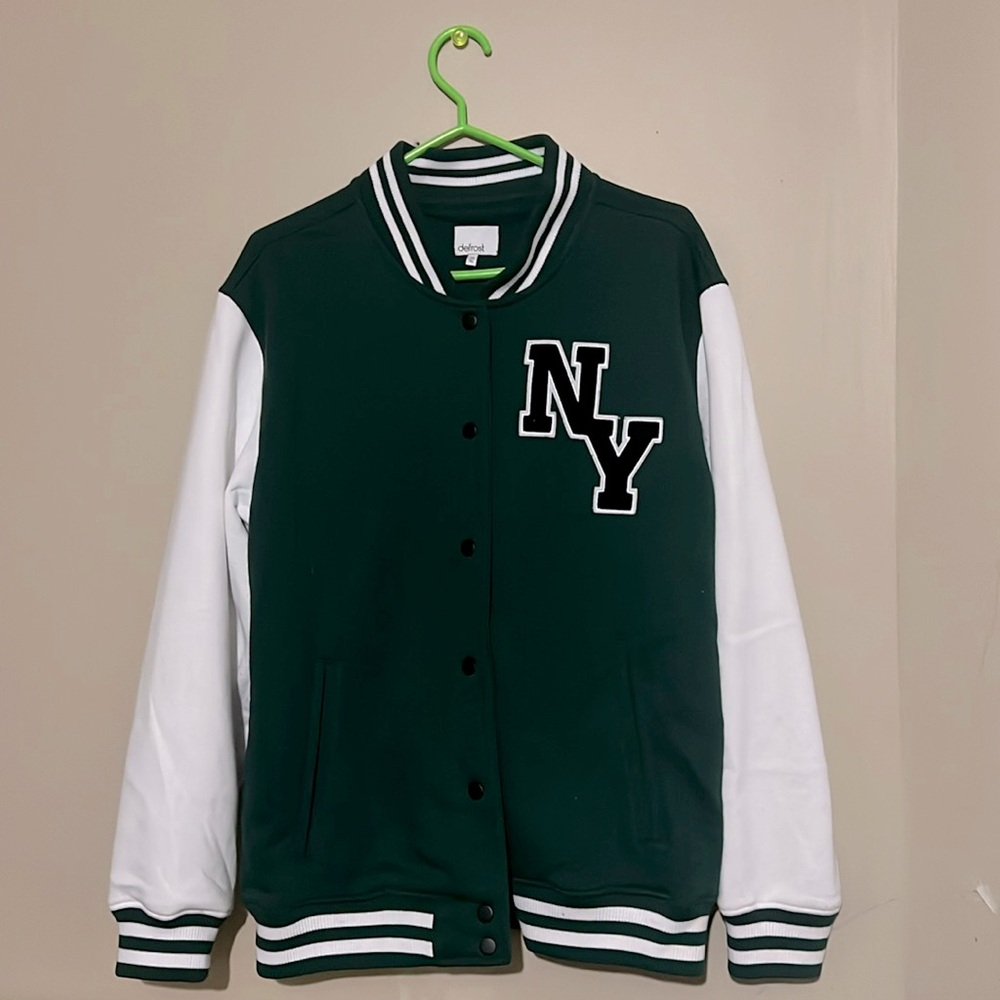 Football jacket from the Aubainerie brand. Size: XL.